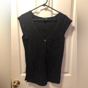 H&M L cap sleeve top/ gold stitching NWOT